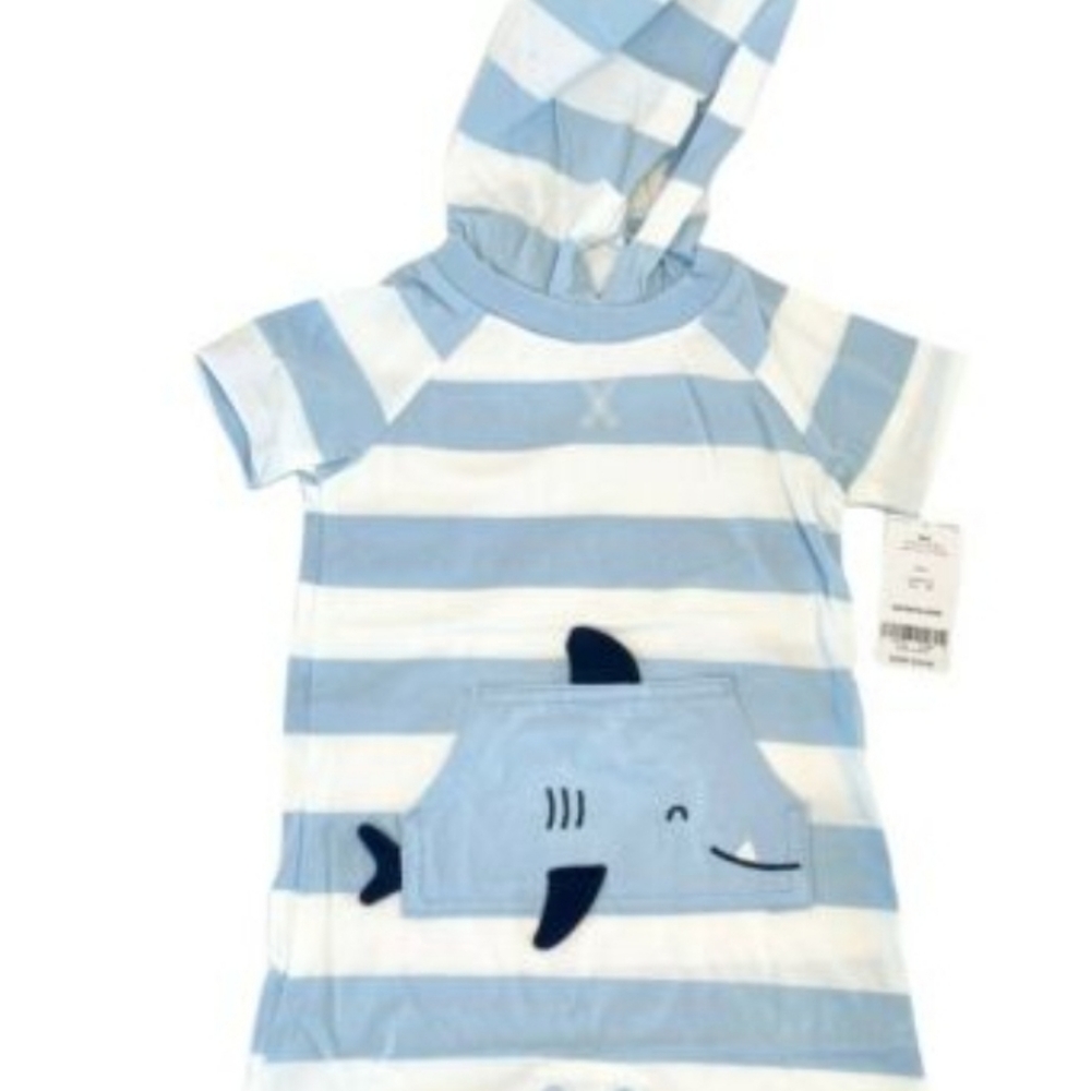 Carters baby boy hooded onesie. Sz 9 months. NWT